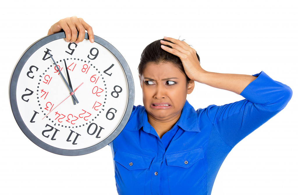 woman stressed because she is running out of time